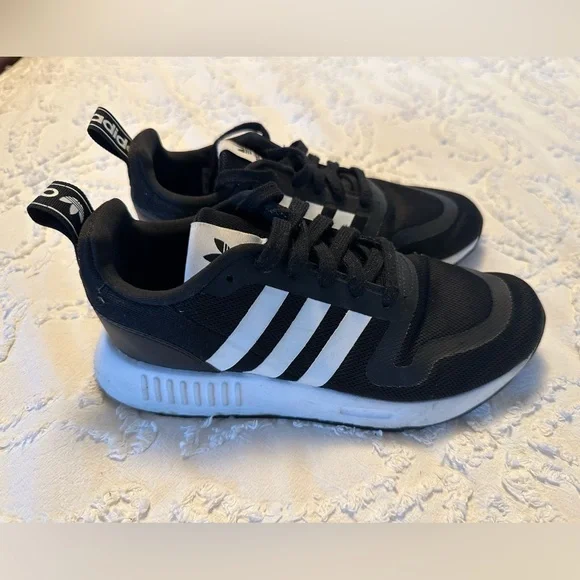 Adidas Black and White Multix Sneakers | Size 5 - Picture 2 of 7